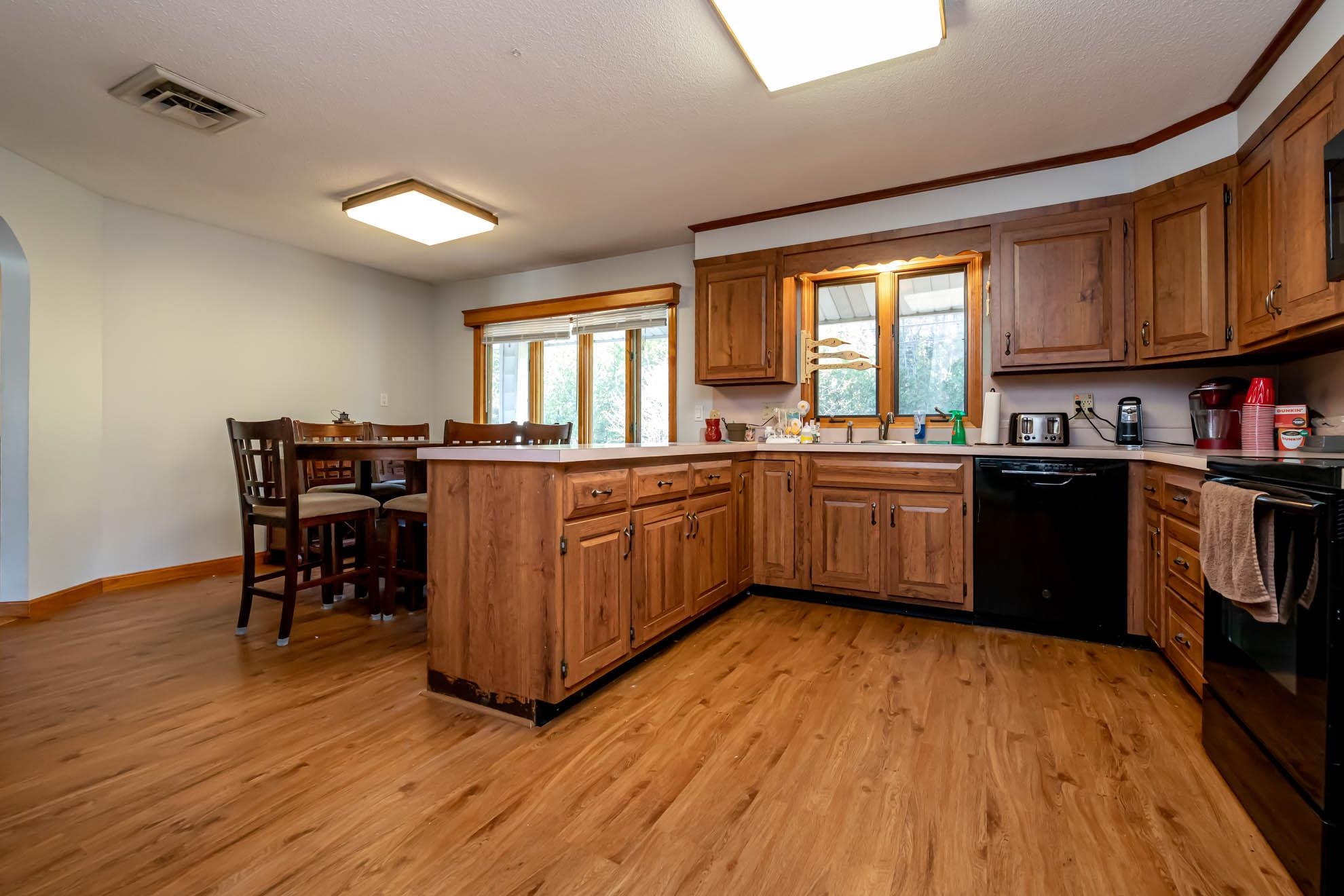 79 Main Street Hooksett, NH 03106 - Photo 4 of 27 Gallery Image 4