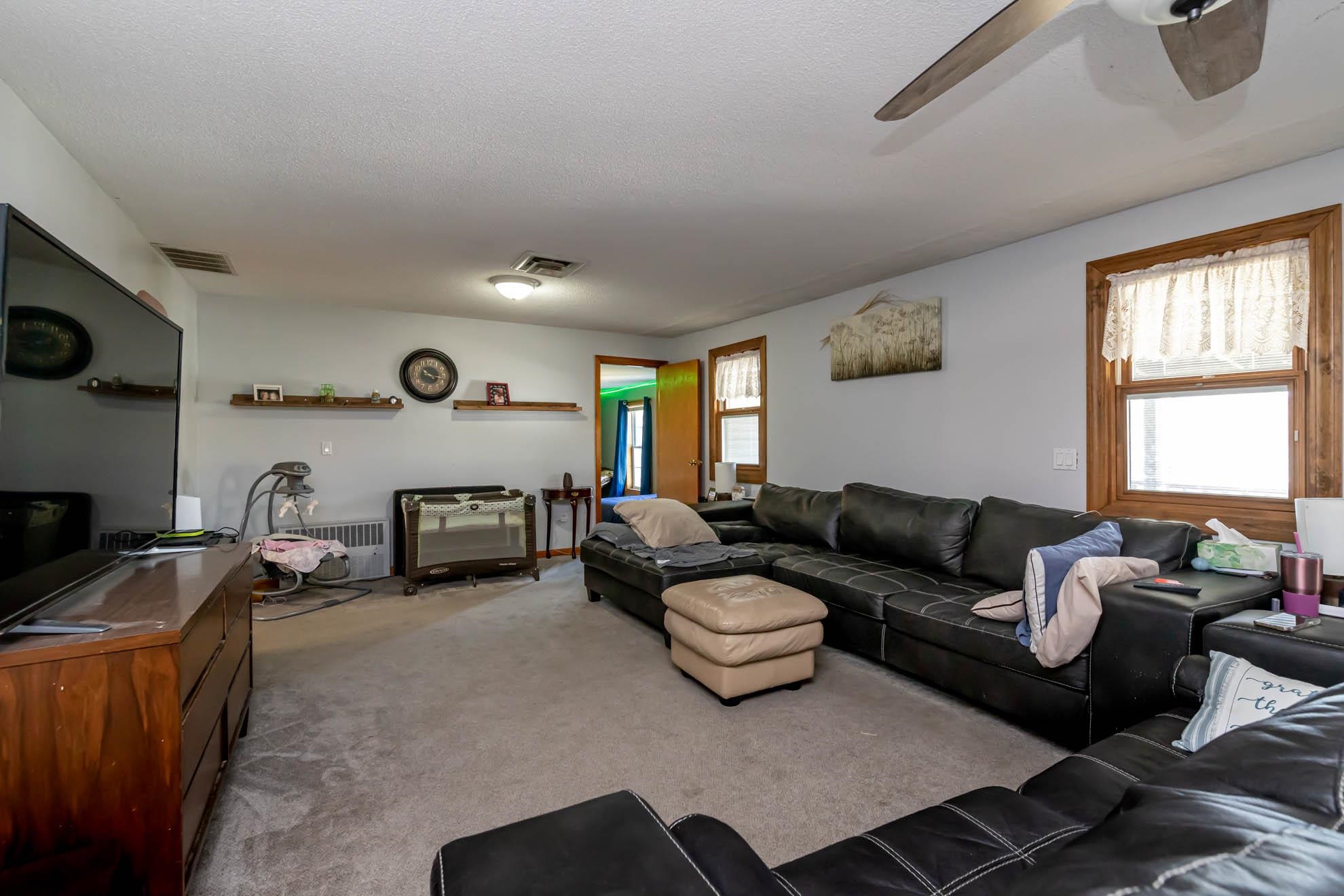 79 Main Street Hooksett, NH 03106 - Photo 5 of 27 Gallery Image 5