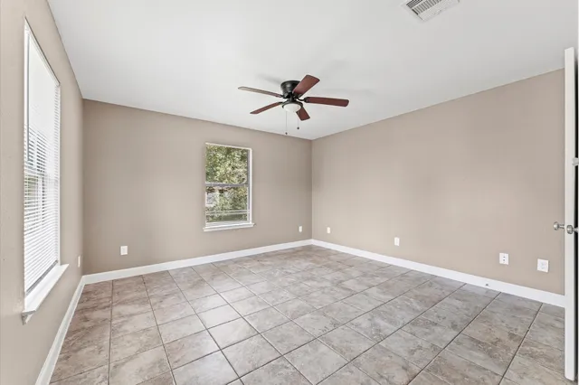 $1,800 | 5107 Gren Street, Houston, TX 77021