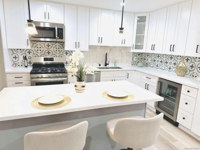 $949,000 | 16731 Acena Drive, San Diego, CA 92128