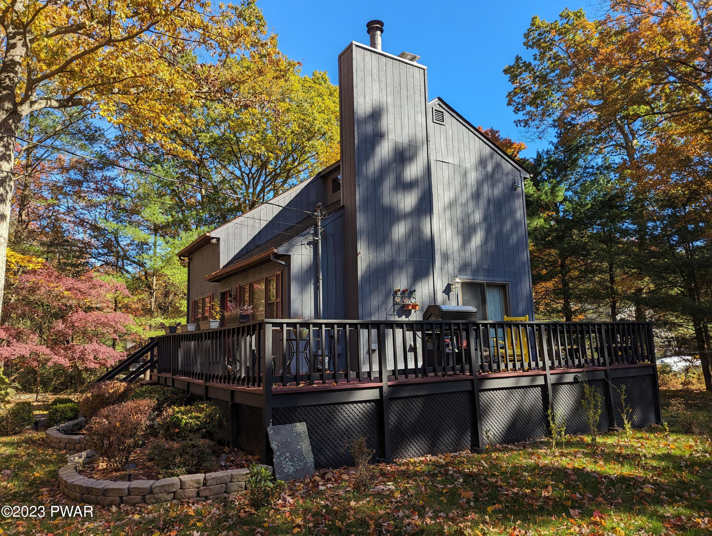 107 Pine Tree Road Shohola, PA 18458 - Photo 2 of 24 Side View