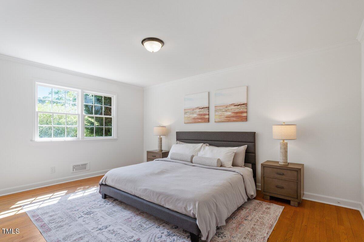 904 Emory Lane Raleigh, NC 27609 - Photo 12 of 22 904 Emory Ln 2099621_27