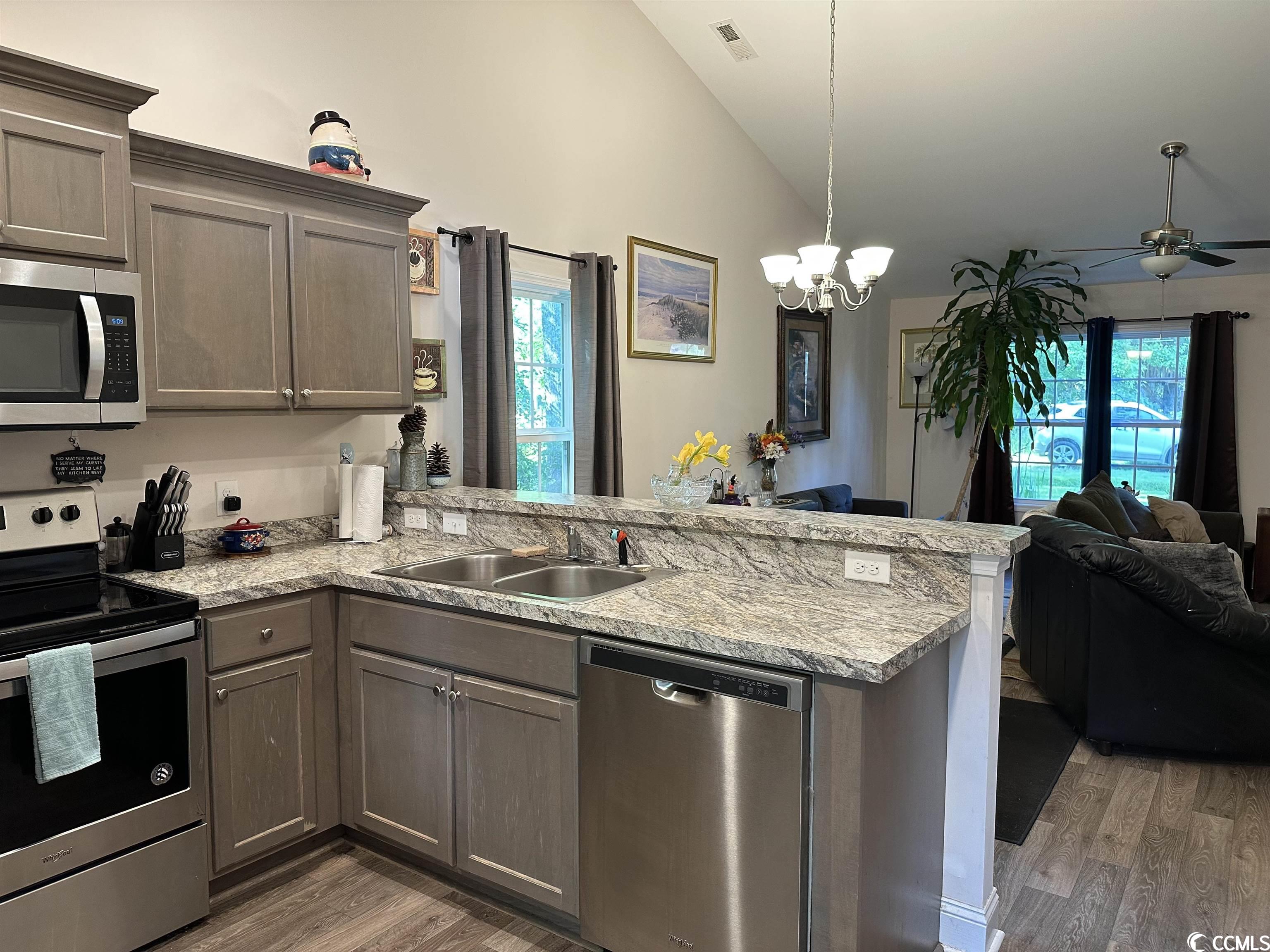 2810 Hardee Avenue Loris, SC 29569 - Photo 15 of 35 Gallery Image 15