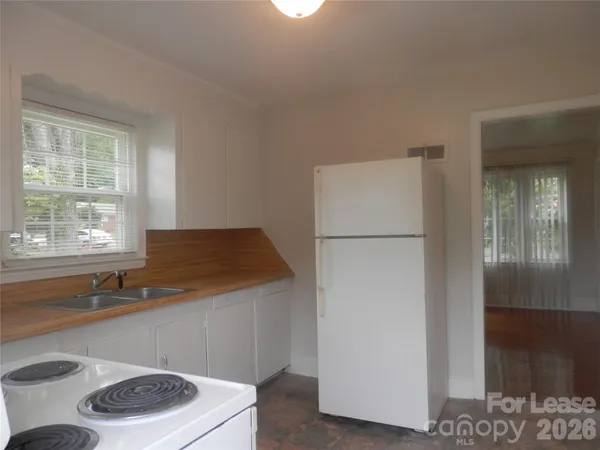 $1,595 | 1701 Washington Avenue, Charlotte, NC 28216