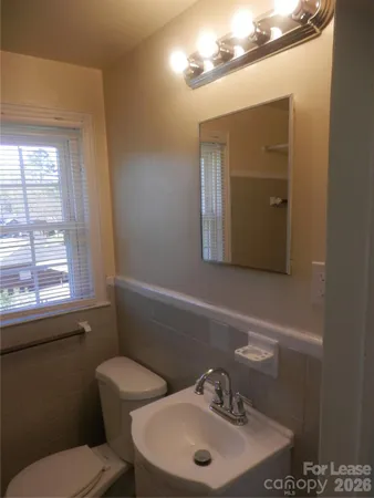 $1,595 | 1701 Washington Avenue, Charlotte, NC 28216