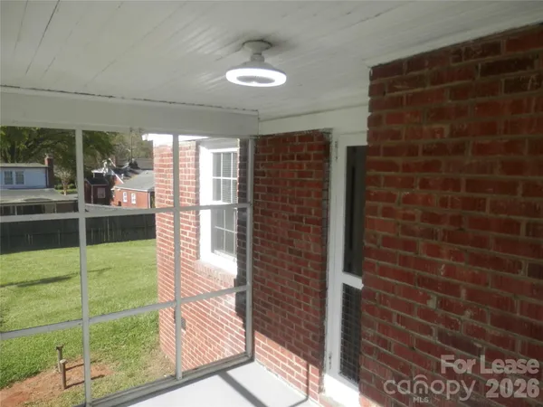 $1,595 | 1701 Washington Avenue, Charlotte, NC 28216
