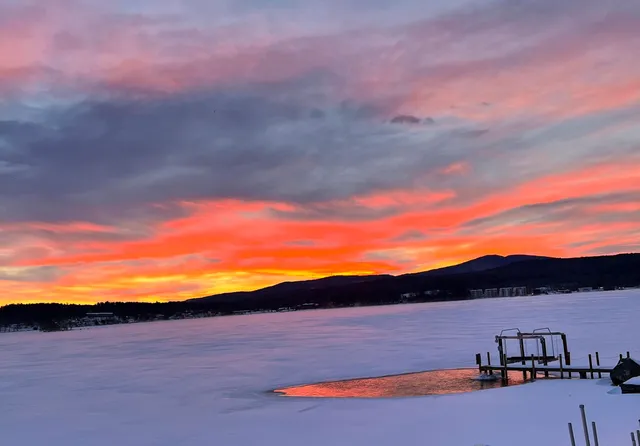 $2,250,000 | 74 Paugus Park Road, Laconia, NH 03246