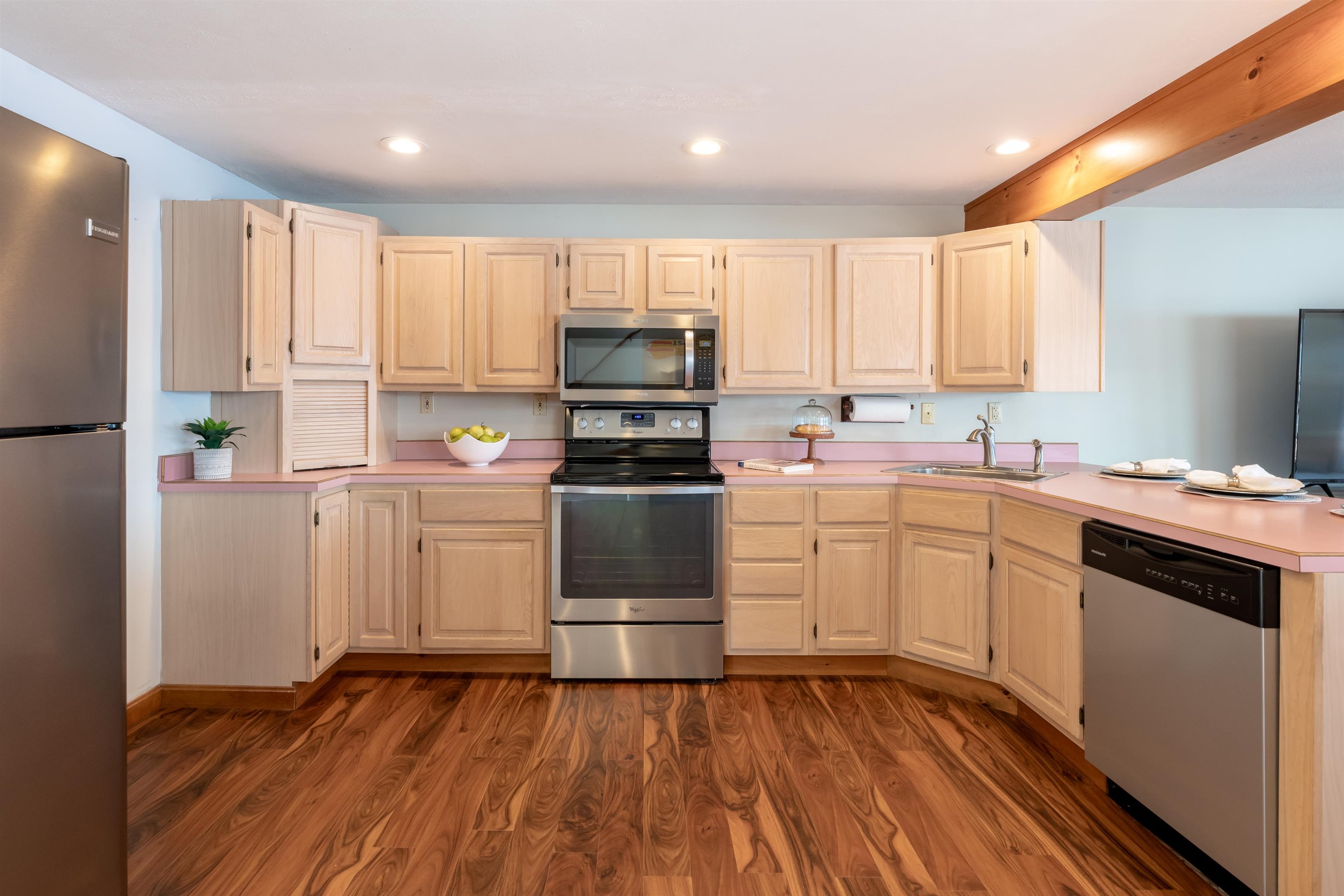 74 Paugus Park Road Laconia, NH 03246 - Photo 17 of 59