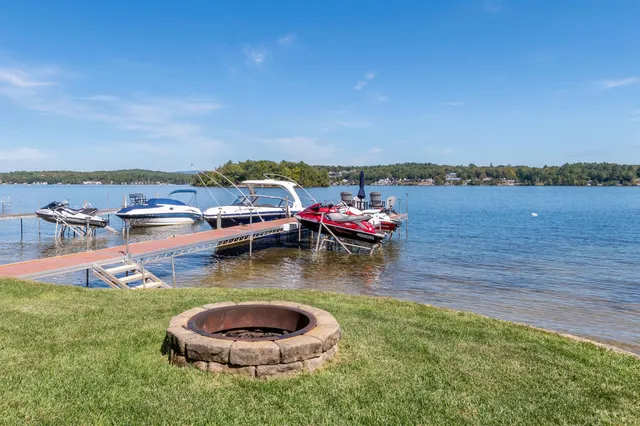 $2,250,000 | 74 Paugus Park Road, Laconia, NH 03246