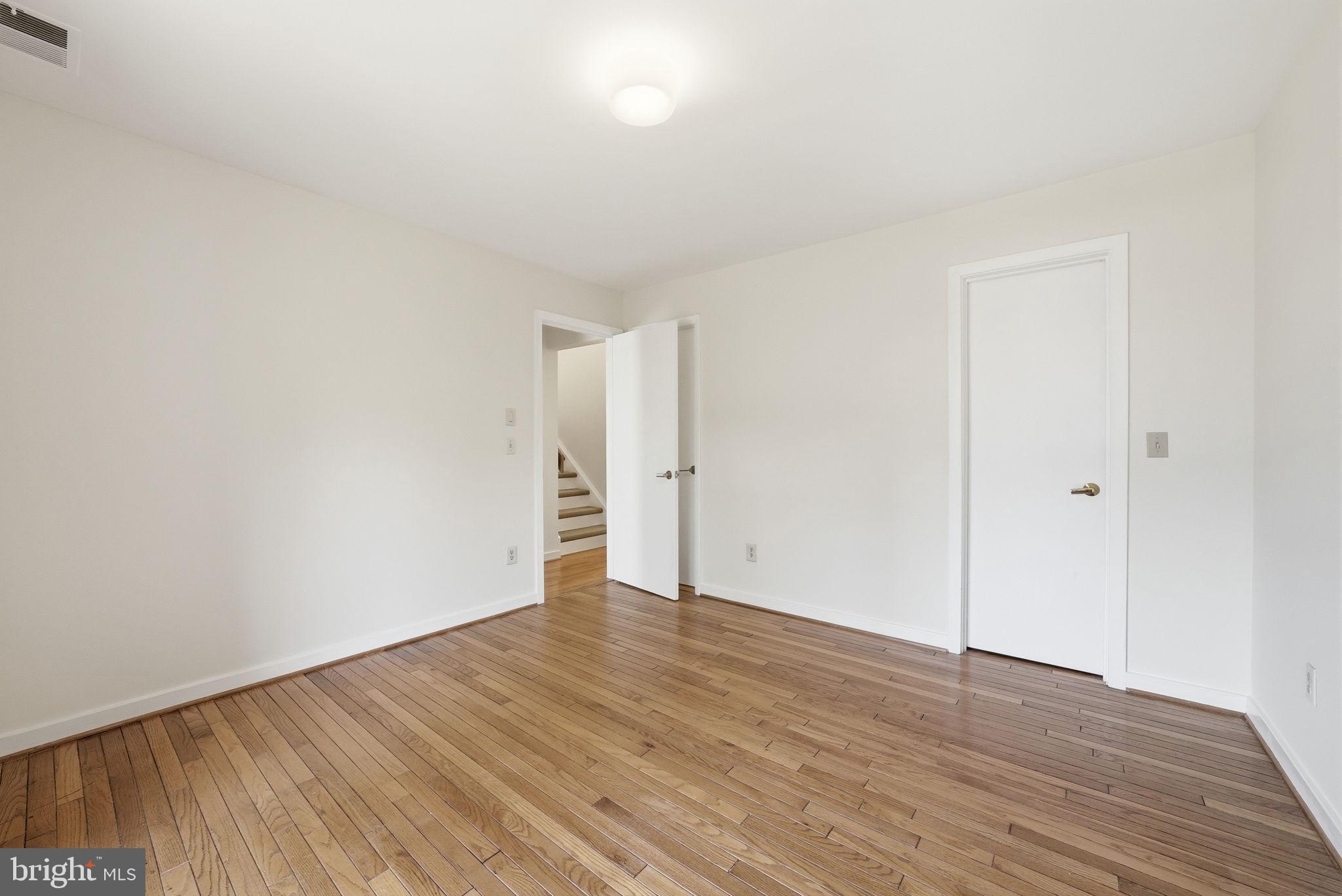 11124 Glade Drive Reston, VA 20191 - Photo 29 of 47 Bedroom #2
