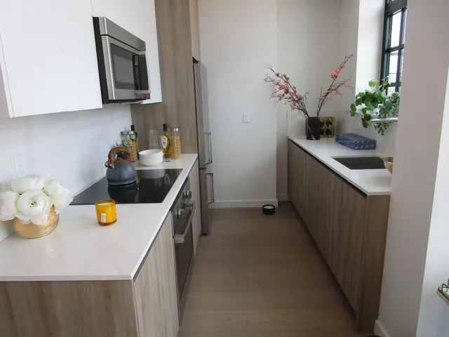 $1,463,800 | 37-24 30th Street, Unit 7B | Long Island City