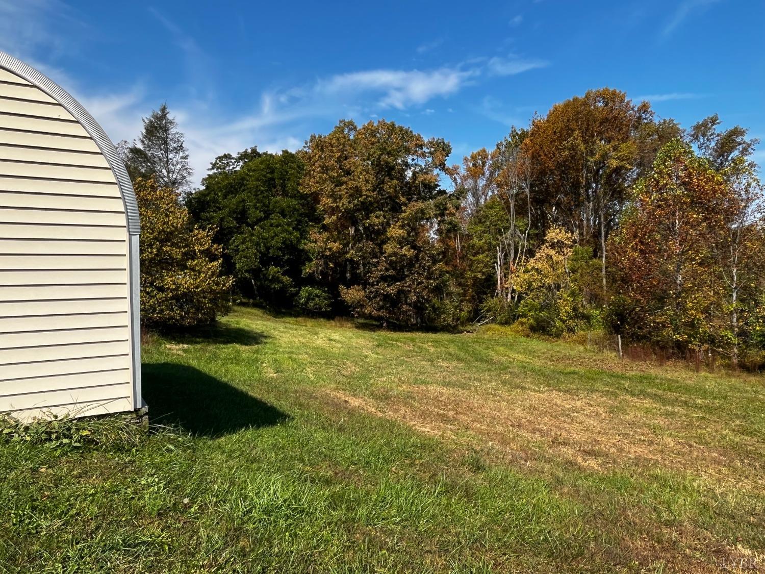 1089 Howell Ridge Lane Vinton, VA 24179 - Photo 31 of 39 a view of a yard
