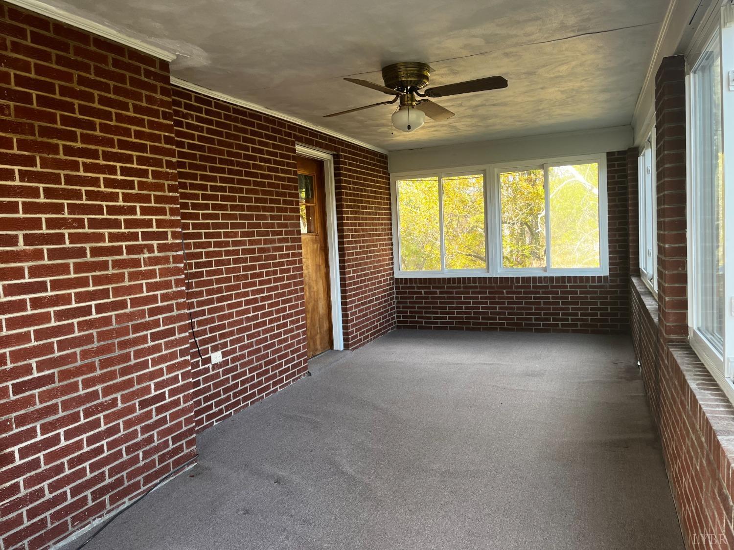 1089 Howell Ridge Lane Vinton, VA 24179 - Photo 9 of 39 a view of an empty room and window