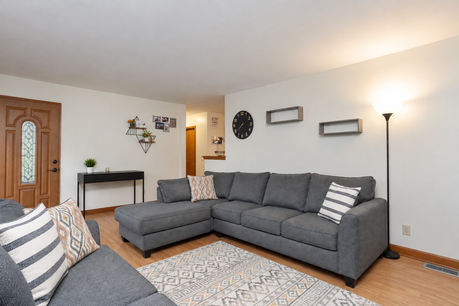 234 Carver Street Springfield, MA 01108 - Photo 11 of 41 Gallery Image 11