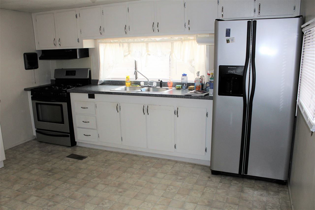 14 Dolphin Drive Rochester, NH 03868 - Photo 2 of 11