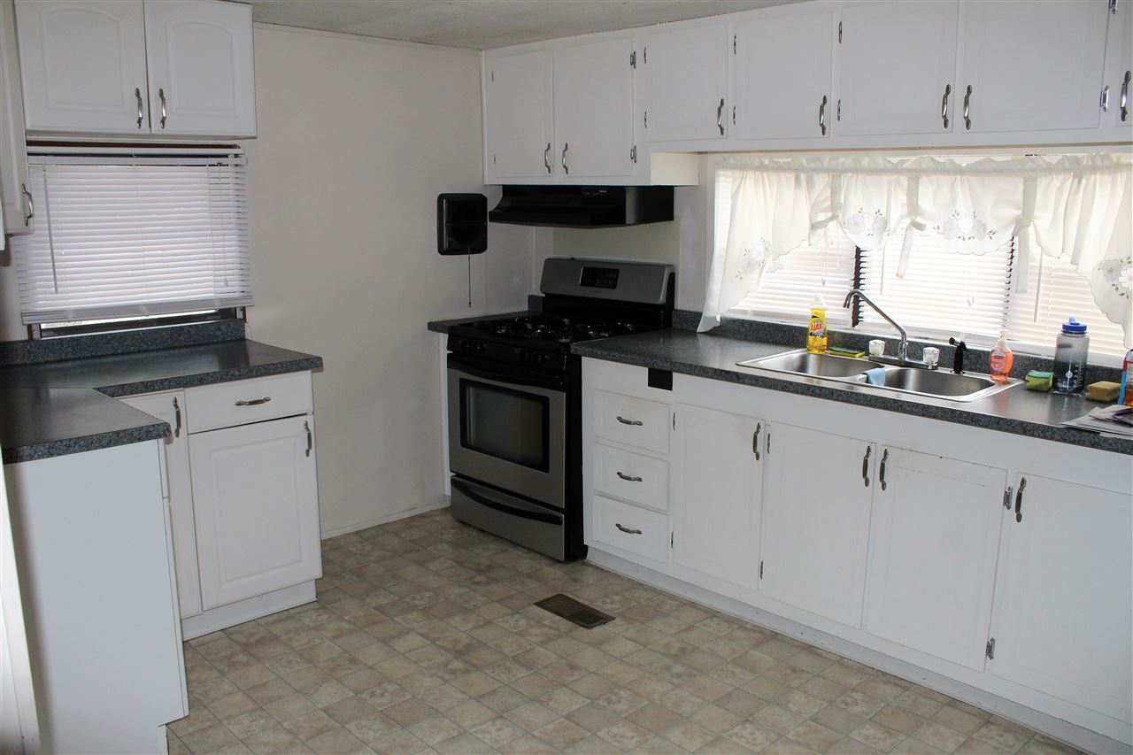 14 Dolphin Drive Rochester, NH 03868 - Photo 3 of 11