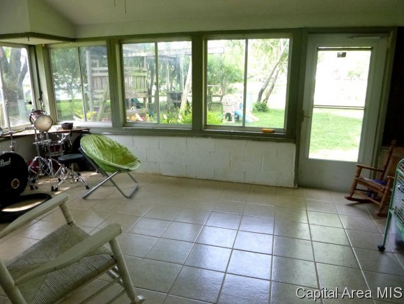 32 Lucerne Drive Springfield, IL 62707 - Photo 6 of 24