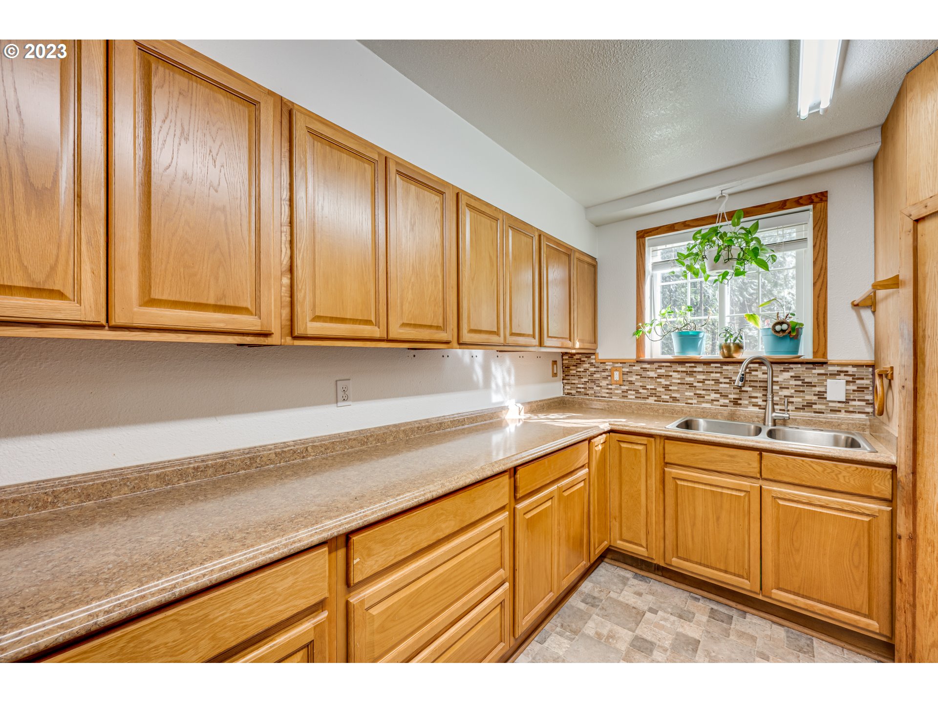 145 Park Road Winlock, WA 98596 - Photo 6 of 32 Gallery Image 6