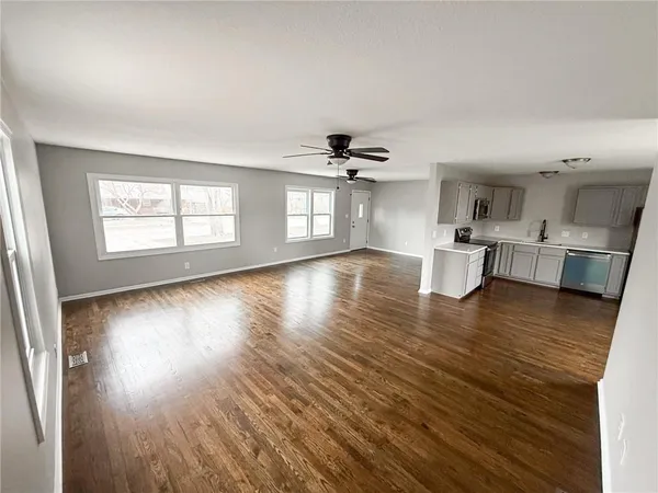 $225,000 | 1116 North Swope Drive, Independence, MO 64056