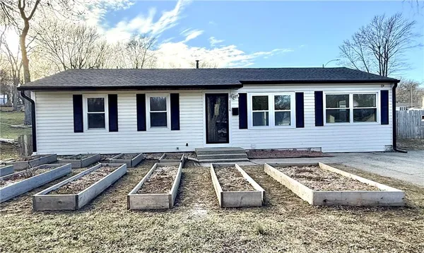 $235,000 | 1116 North Swope Drive, Independence, MO 64056