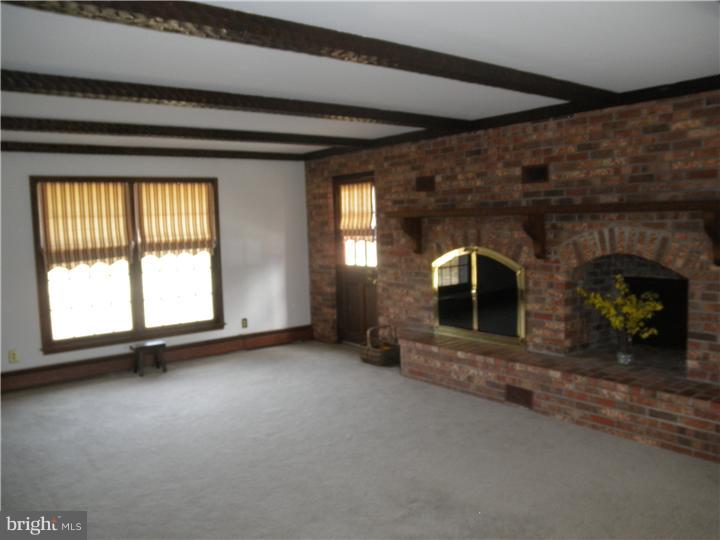 2777 Monmouth Road Jobstown, NJ 08041 - Photo 11 of 25