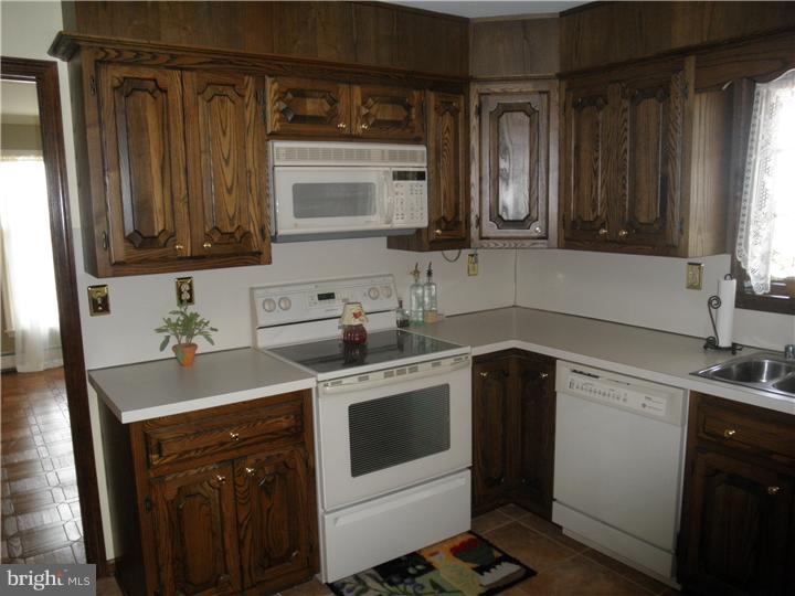 2777 Monmouth Road Jobstown, NJ 08041 - Photo 12 of 25