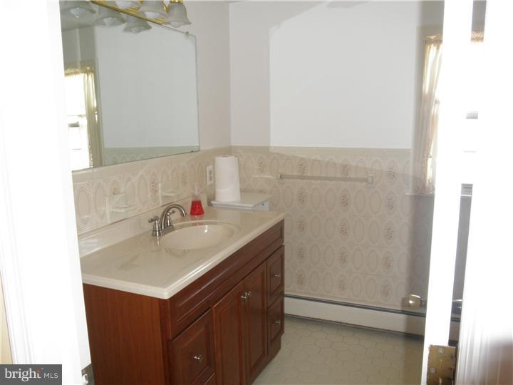2777 Monmouth Road Jobstown, NJ 08041 - Photo 9 of 25
