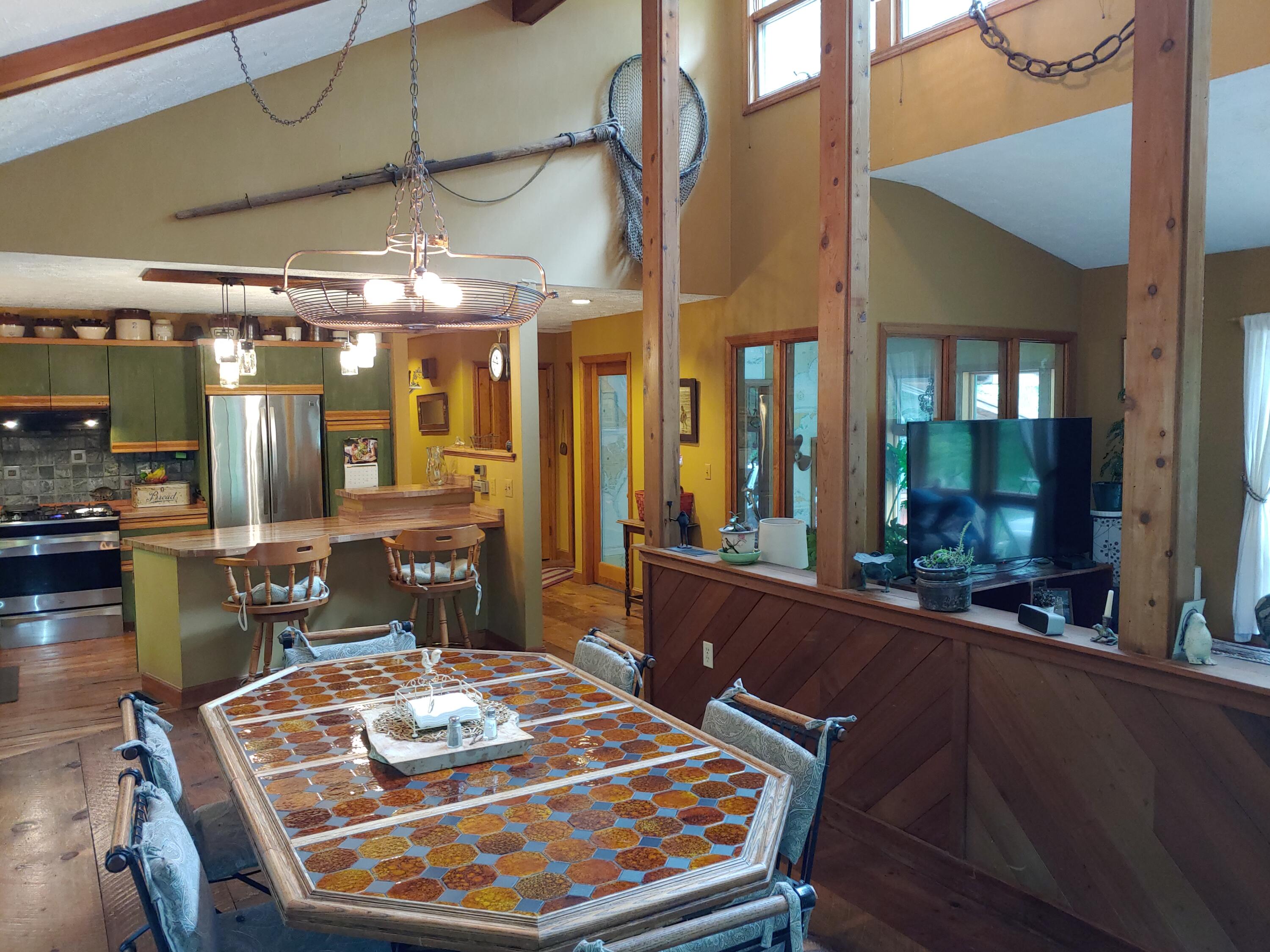 194 Shore Road Cape Neddick, ME 03902 - Photo 23 of 59 Dining
