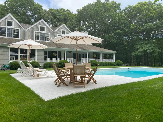 $45,000 | 574 Highway 114, Wainscott, NY 11937