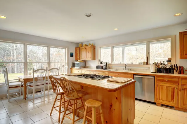 $45,000 | 574 Highway 114, Wainscott, NY 11937