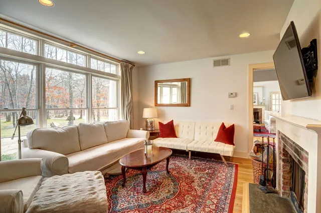 $45,000 | 574 Highway 114, Wainscott, NY 11937