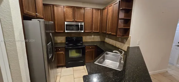 $2,550 | 14067 Southwest 272nd Street, Homestead, FL 33032