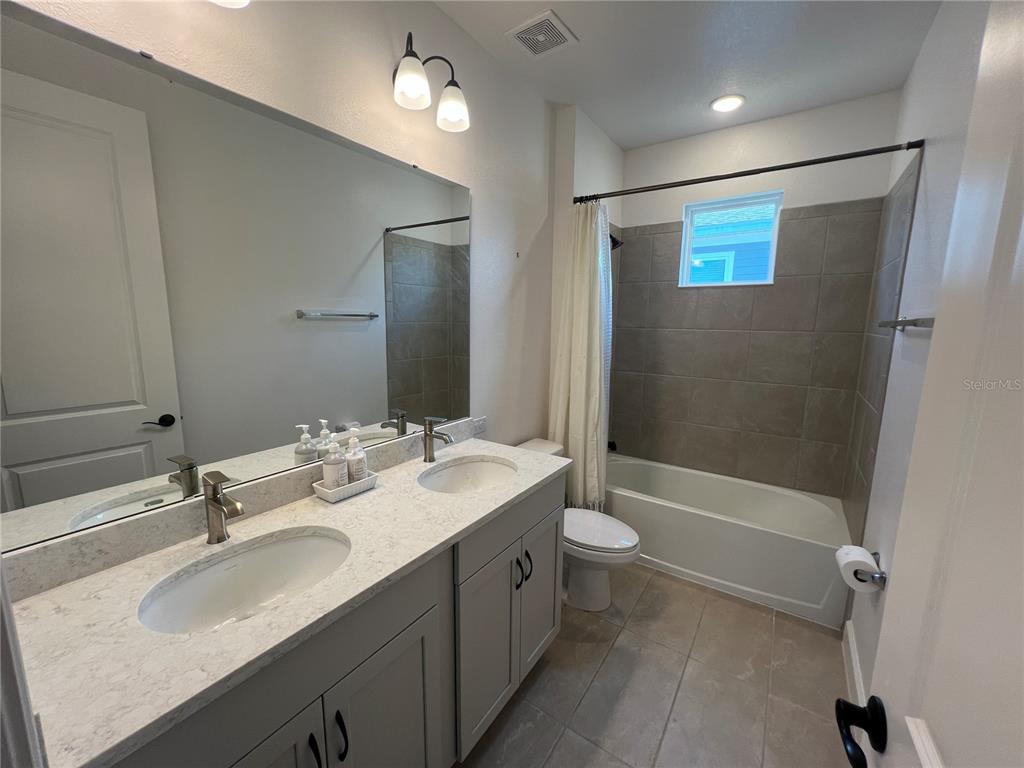 931 Signet Drive Apollo Beach, FL 33572 - Photo 15 of 17
