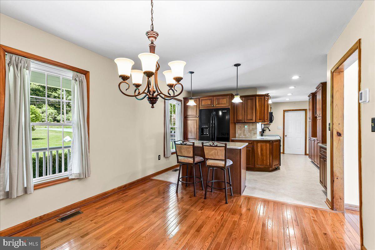 508 Ash Road Coatesville, PA 19320 - Photo 11 of 44 Dining Room - Empty
