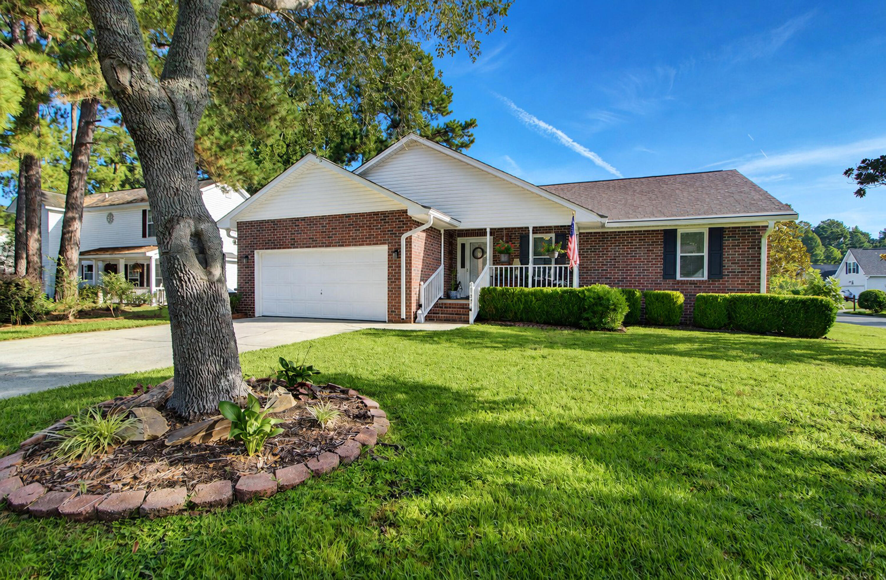 1458 Square Feet