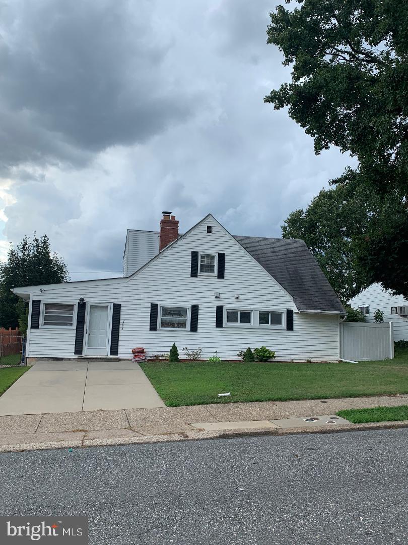 9238 Andover Road Philadelphia, PA 19114 - Photo 1 of 18 Gallery Image 1