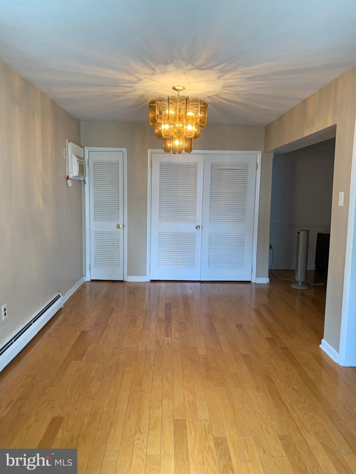 9238 Andover Road Philadelphia, PA 19114 - Photo 2 of 18 Gallery Image 2
