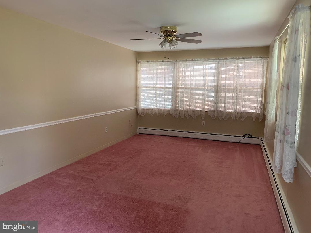9238 Andover Road Philadelphia, PA 19114 - Photo 8 of 18 Gallery Image 8