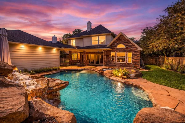 $3,800 | 16703 Chestnut Meadow Court, Sugar Land, TX 77479