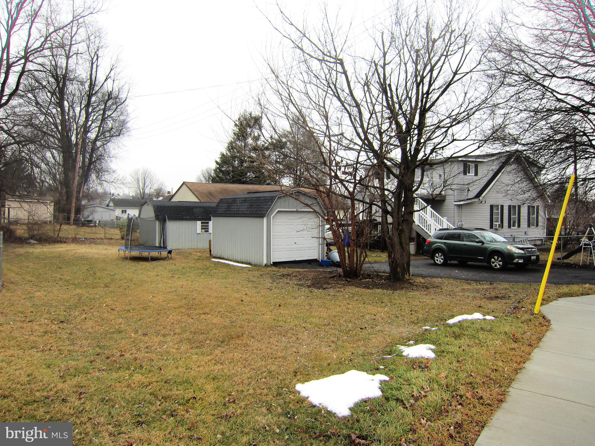 201 Avon Road Hagerstown, MD 21740 - Photo 3 of 24 Large back yard with shed