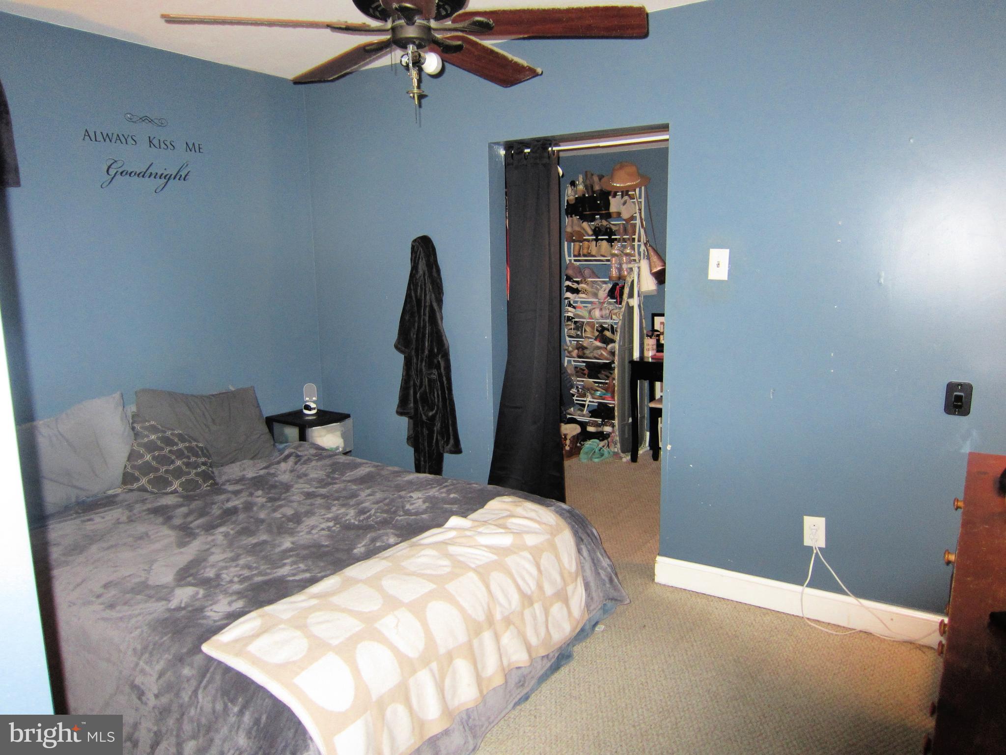 201 Avon Road Hagerstown, MD 21740 - Photo 7 of 24 Main level bedroom