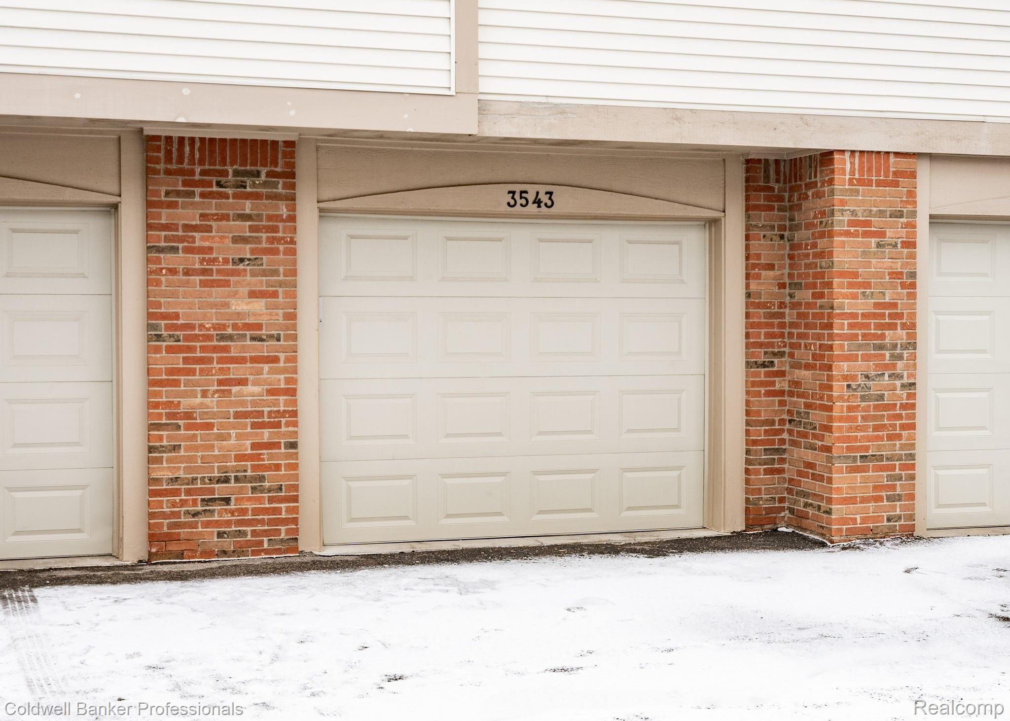 3543 Oakmonte Boulevard Rochester, MI 48306 - Photo 25 of 26 1 Car attached garage