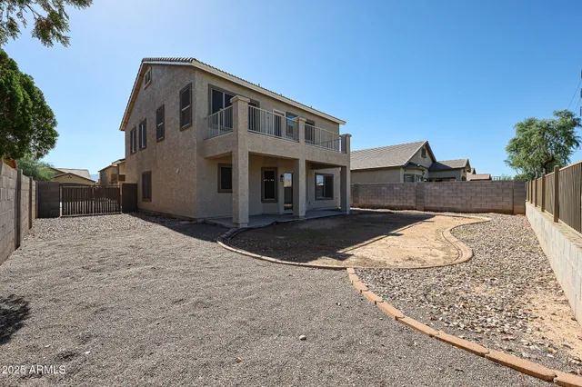 a view of a house with entertaining space