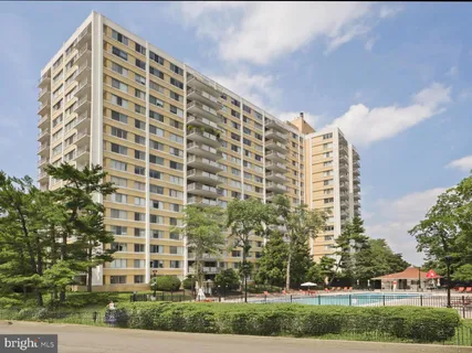 $237,500 | 301 North Beauregard Street, Unit 1107, Alexandria, VA 22312