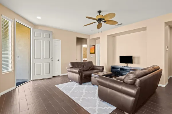 $3,300 | 82013 Cochran Drive, Indio, CA 92201