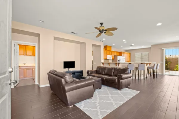 $3,300 | 82013 Cochran Drive, Indio, CA 92201