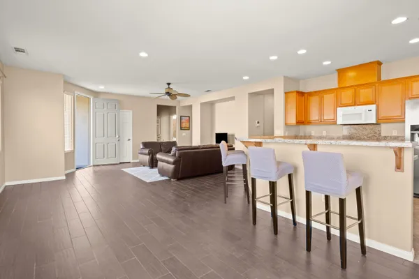 $3,300 | 82013 Cochran Drive, Indio, CA 92201