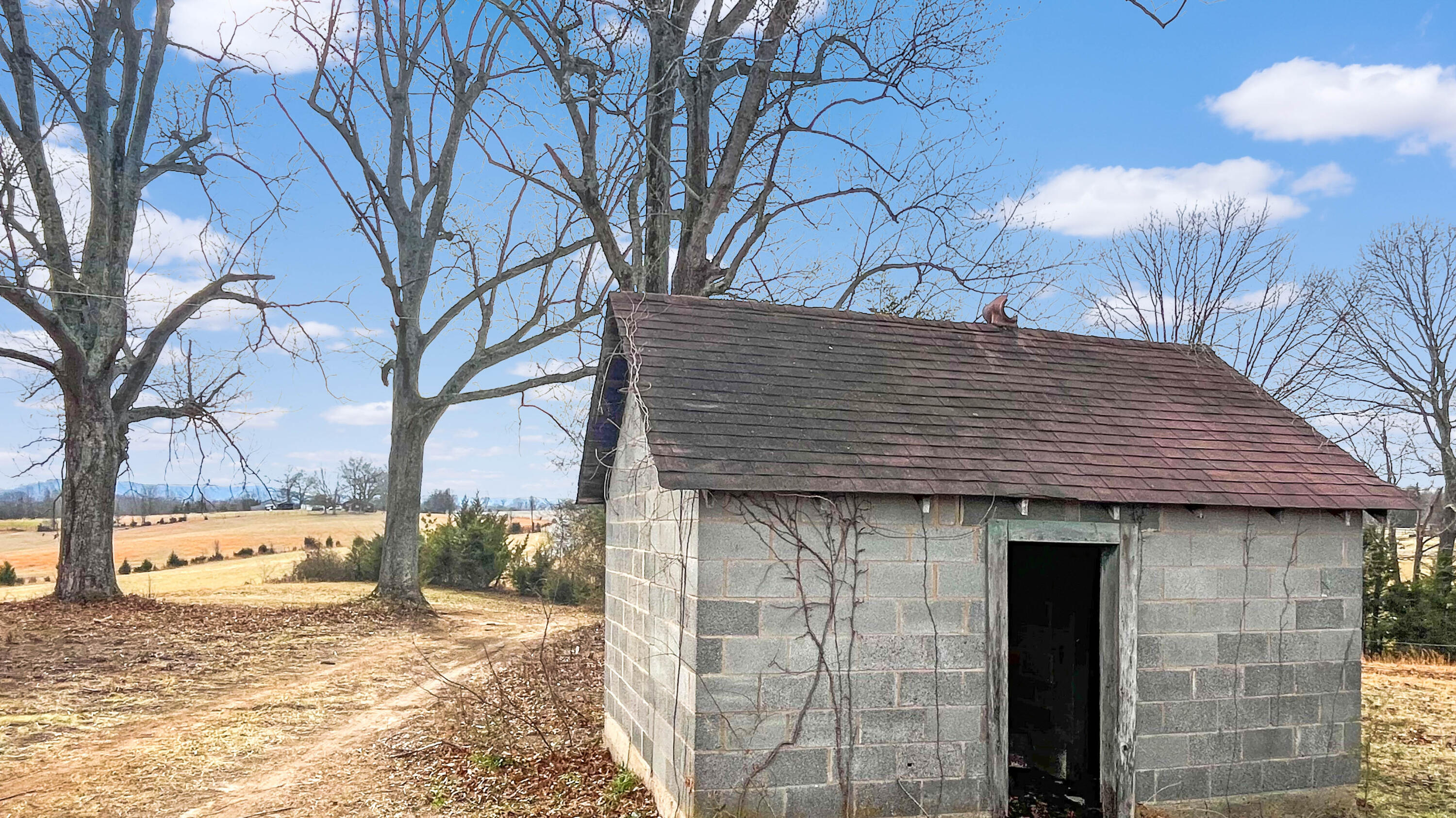 2359 Sago Road Penhook, VA 24137 - Photo 27 of 46 2359 Sago Rd - 98ac Farm