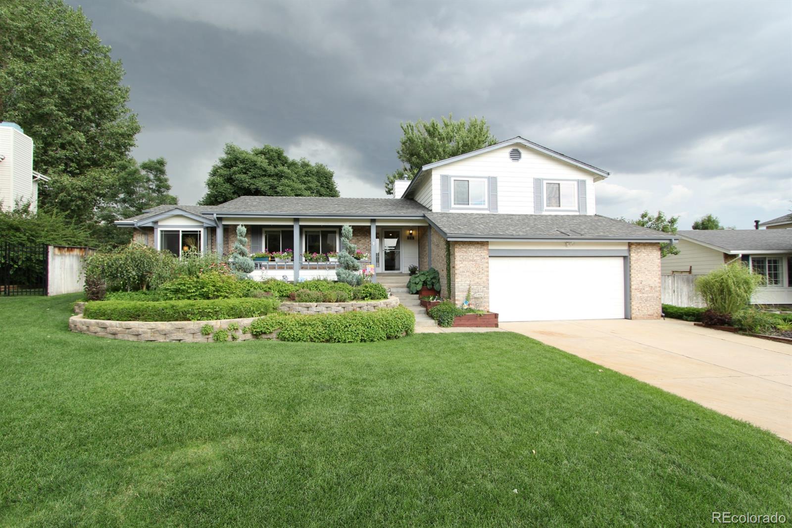734 Honeysuckle Place Highlands Ranch, CO 80126 - Photo 1 of 35 Gallery Image 1