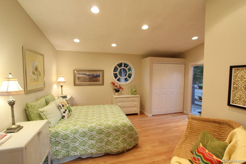 734 Honeysuckle Place Highlands Ranch, CO 80126 - Photo 12 of 35 Gallery Image 12
